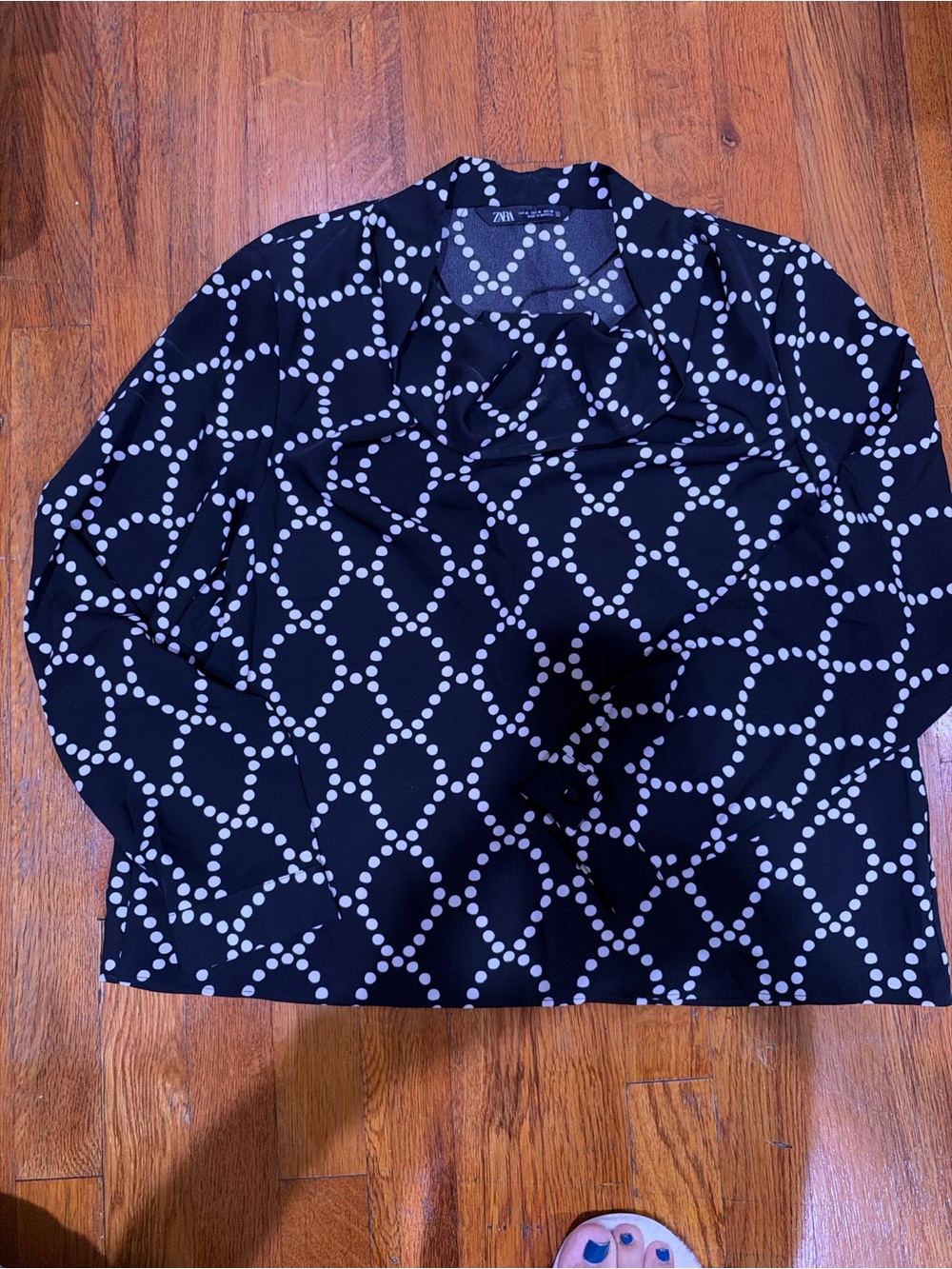 Zara Polka Dot Button Down Black & Purple Size Medium Like New